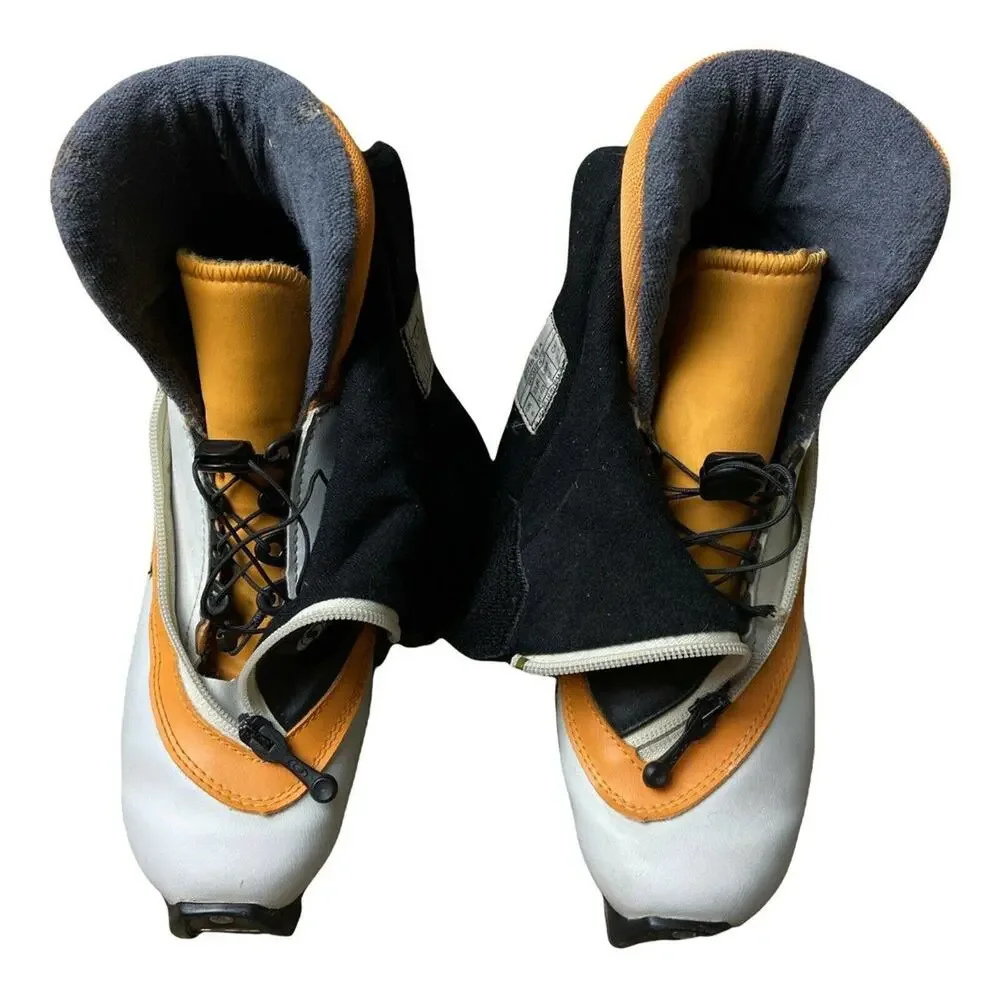 Womens Orange Salomon Vitane 8‎ CL Auto Fit Skate Ski Boots Size 6